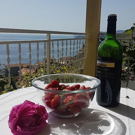 Apartmani Famelja Jovanovic Sveti Stefan Zewnętrze zdjęcie