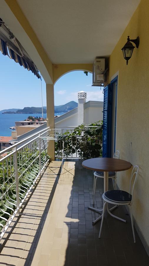 Apartmani Famelja Jovanovic Sveti Stefan Zewnętrze zdjęcie
